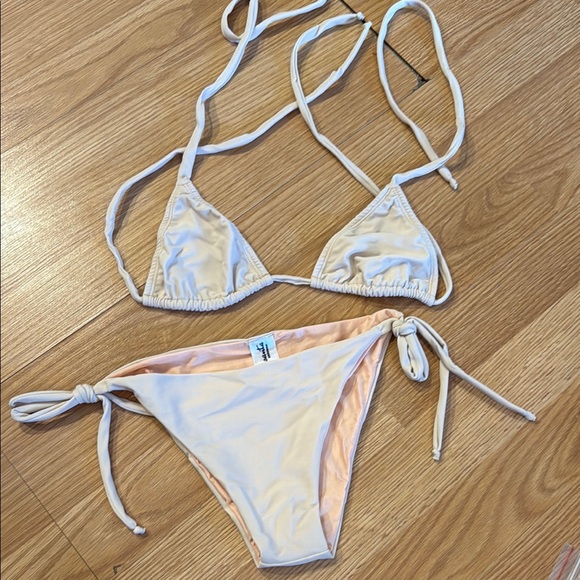 Nude String Bikini Set - Picture 4 of 14